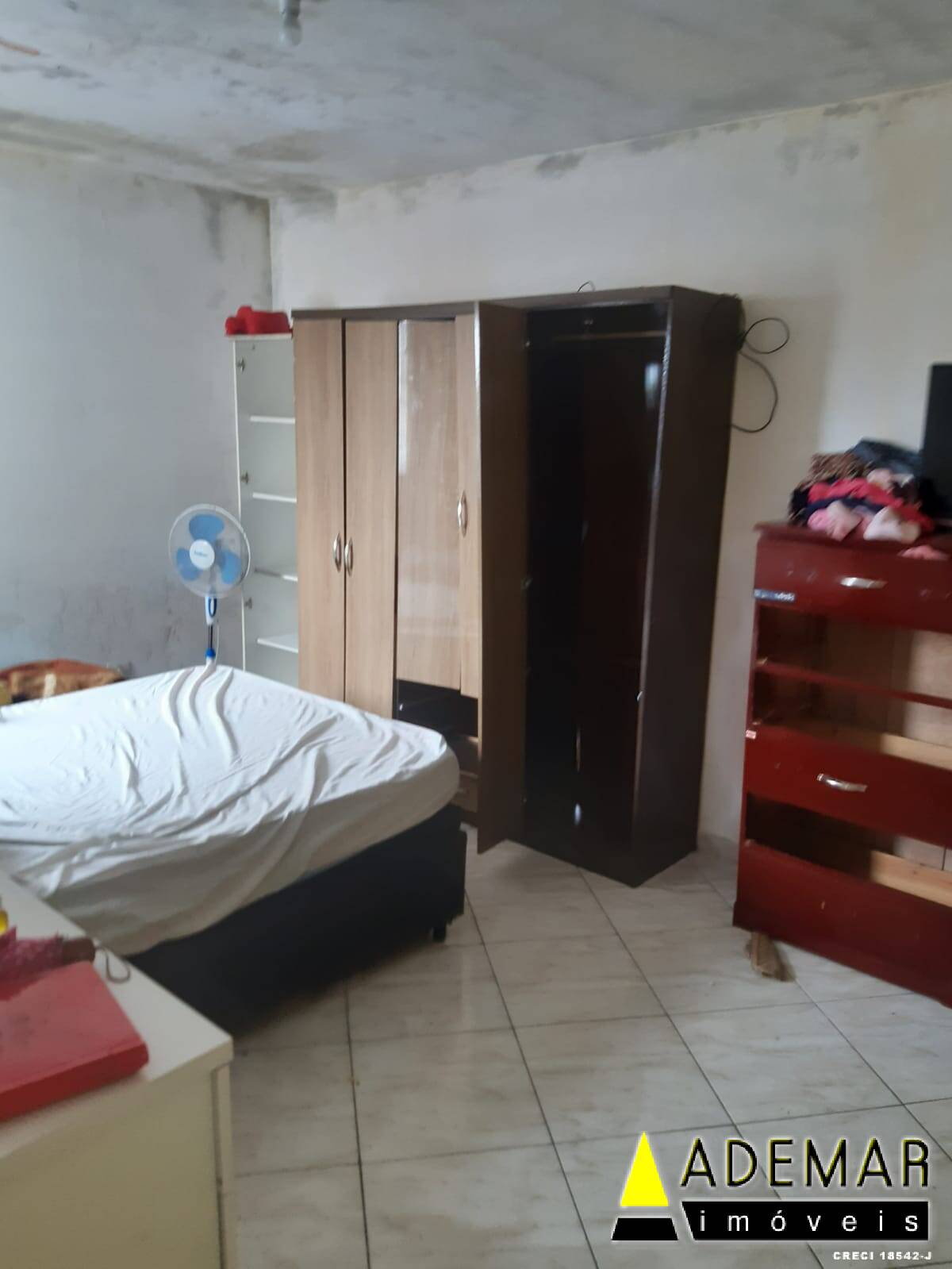 Casa à venda com 4 quartos, 150m² - Foto 8