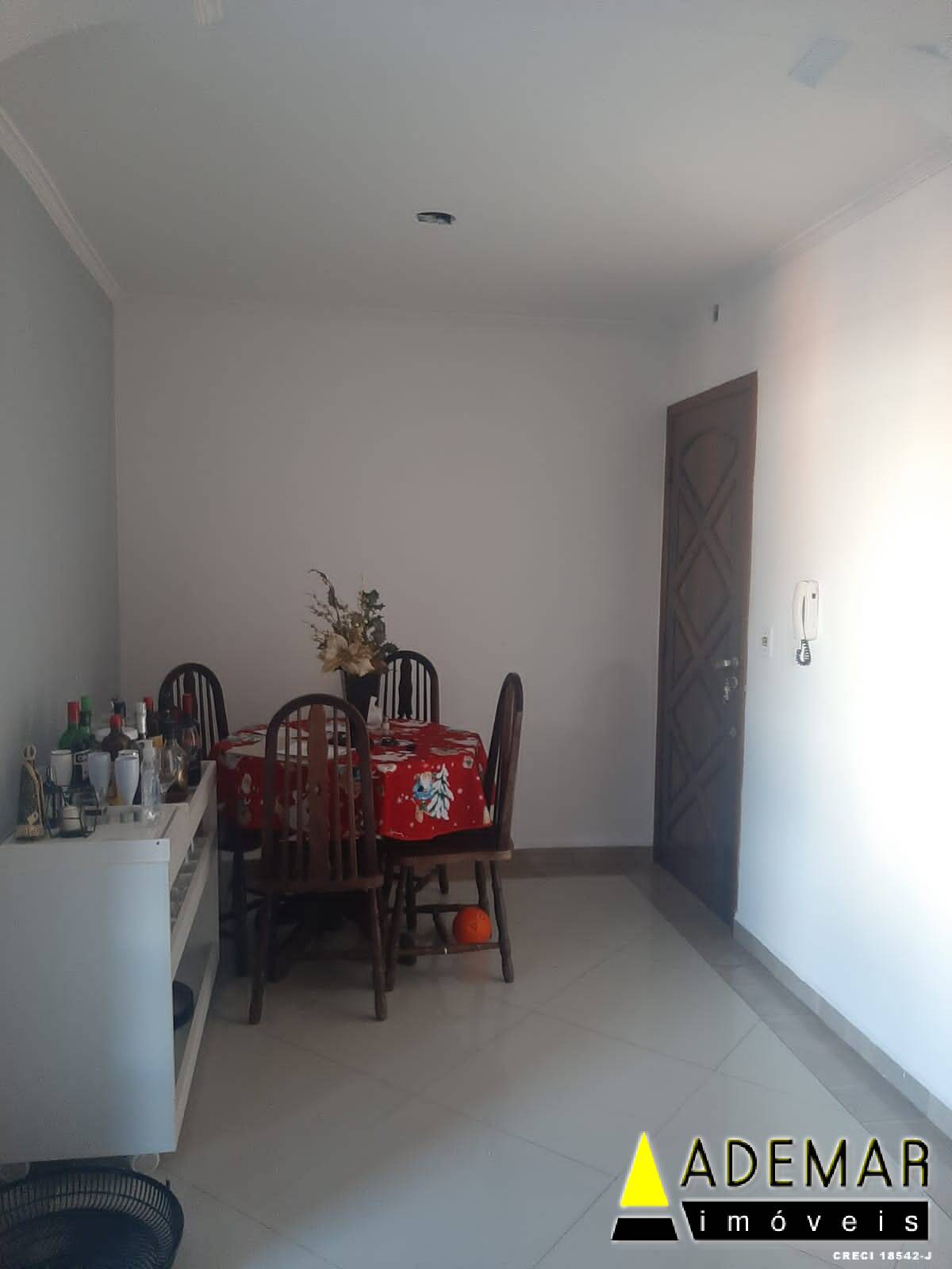 Apartamento à venda com 3 quartos - Foto 8