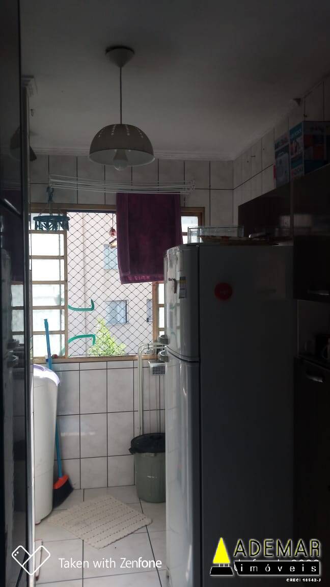 Apartamento à venda com 2 quartos, 49m² - Foto 4