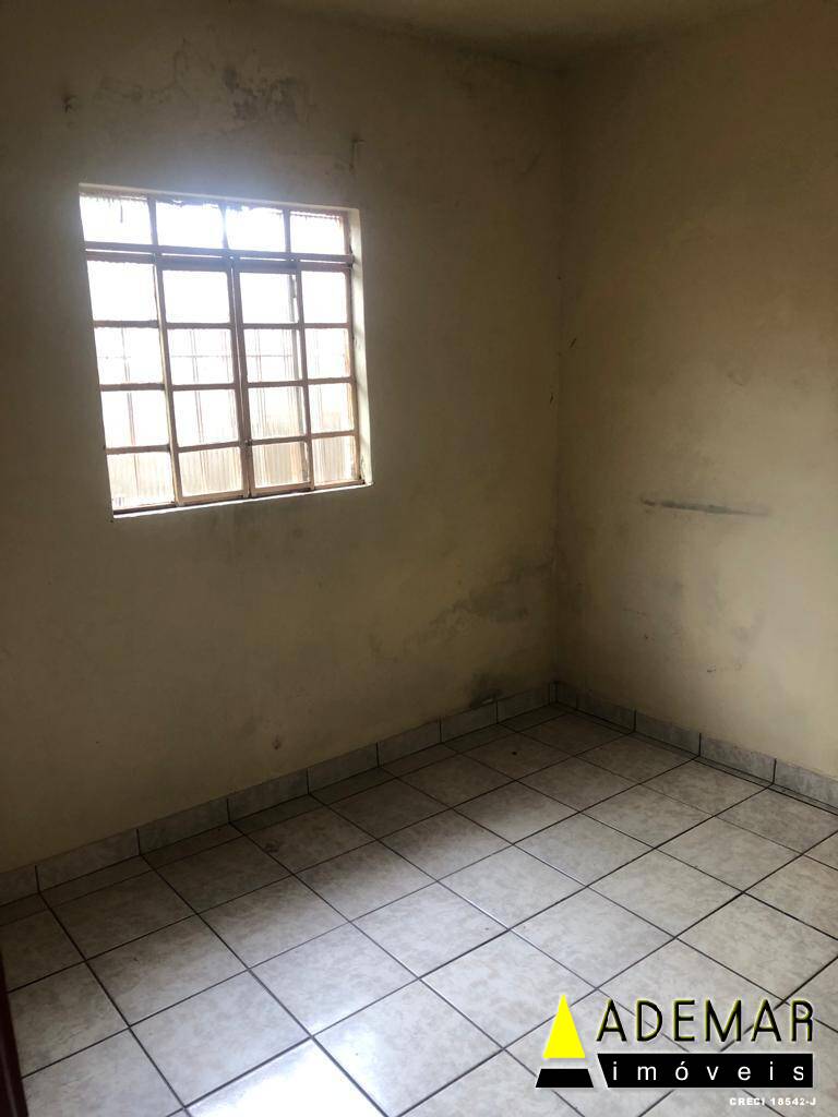 Casa à venda com 3 quartos, 300m² - Foto 14