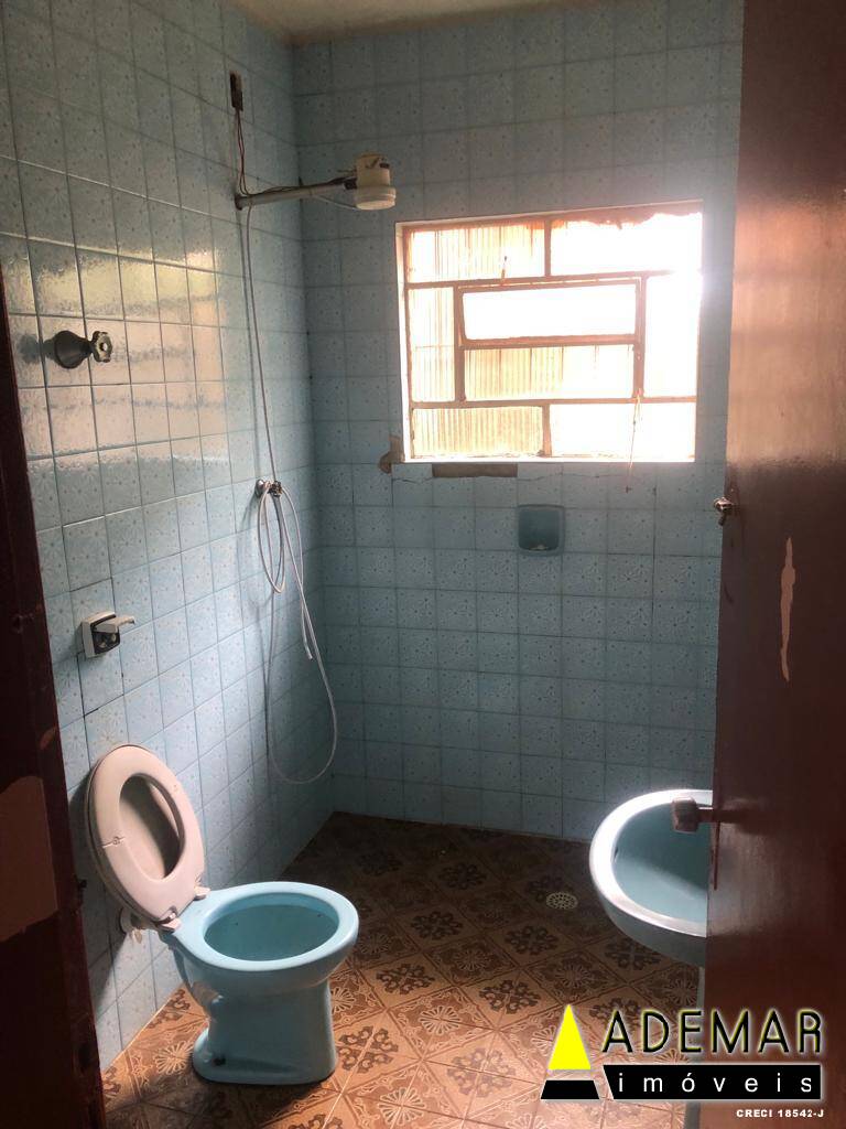 Casa à venda com 3 quartos, 300m² - Foto 15