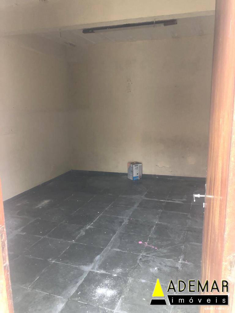 Casa à venda com 3 quartos, 300m² - Foto 20