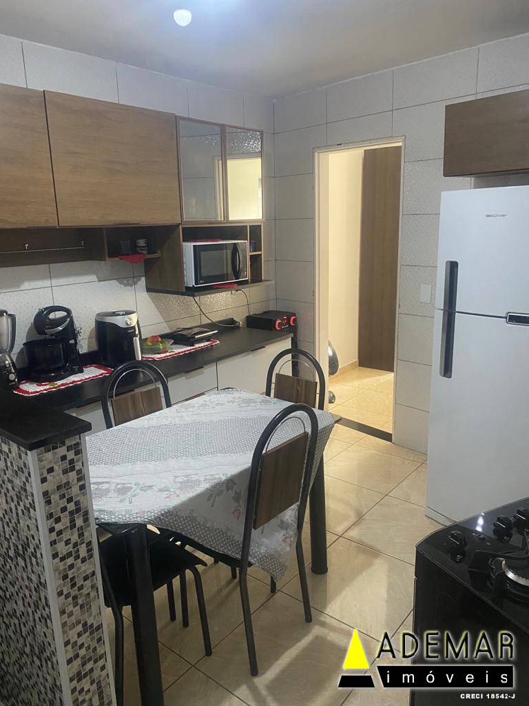 Casa à venda com 2 quartos, 125m² - Foto 8