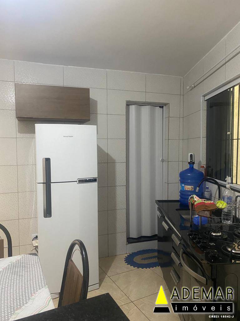 Casa à venda com 2 quartos, 125m² - Foto 10