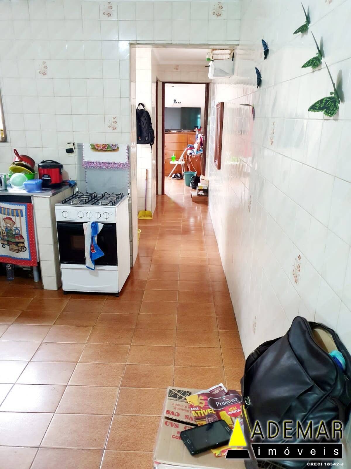 Apartamento à venda com 1 quarto, 50m² - Foto 2