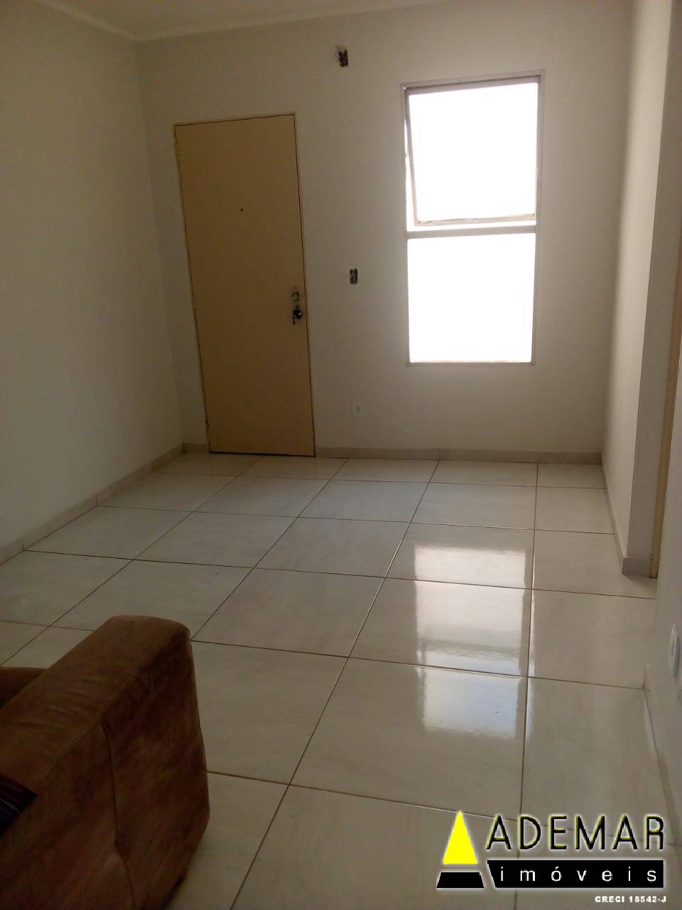 Apartamento à venda com 2 quartos, 48m² - Foto 1