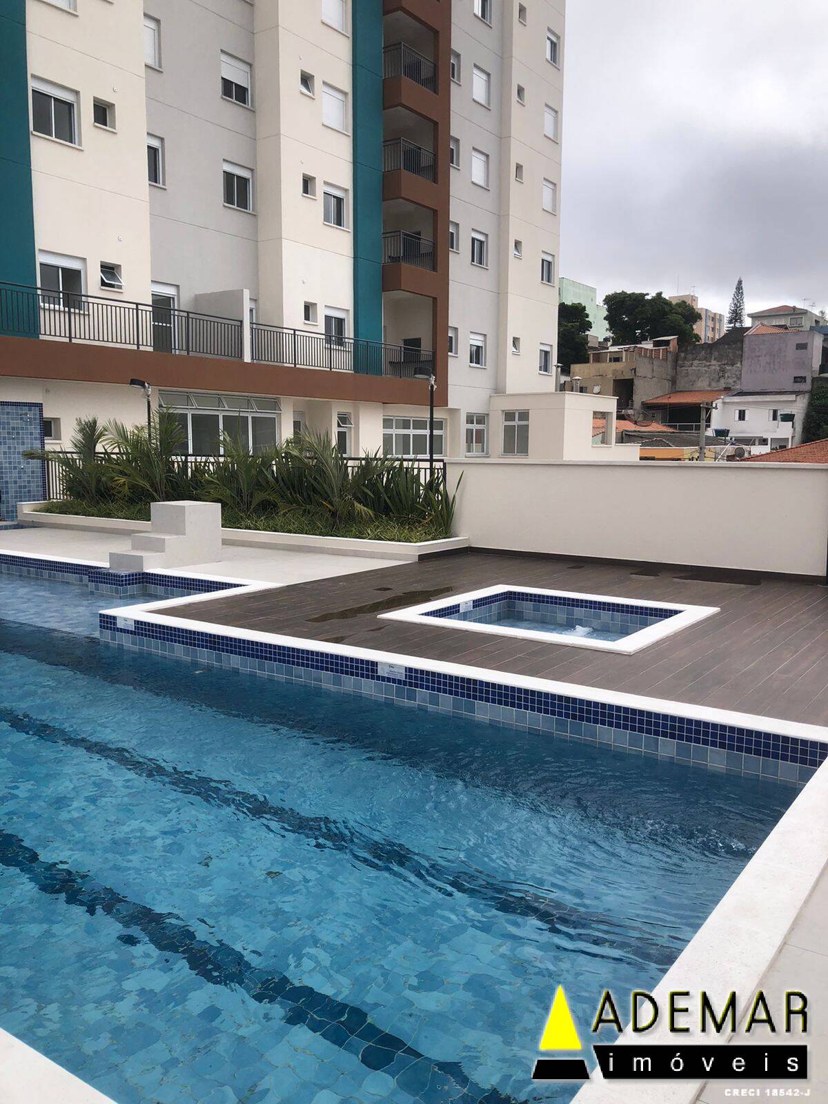 Apartamento à venda com 2 quartos, 48m² - Foto 7