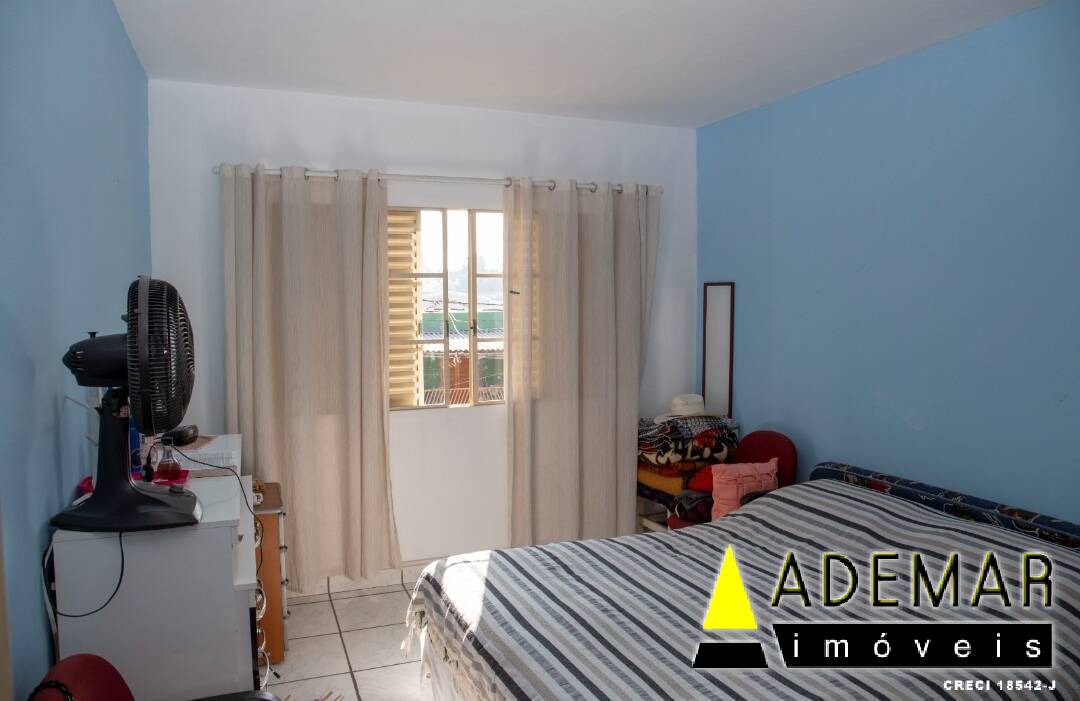 Casa à venda com 3 quartos, 150m² - Foto 14