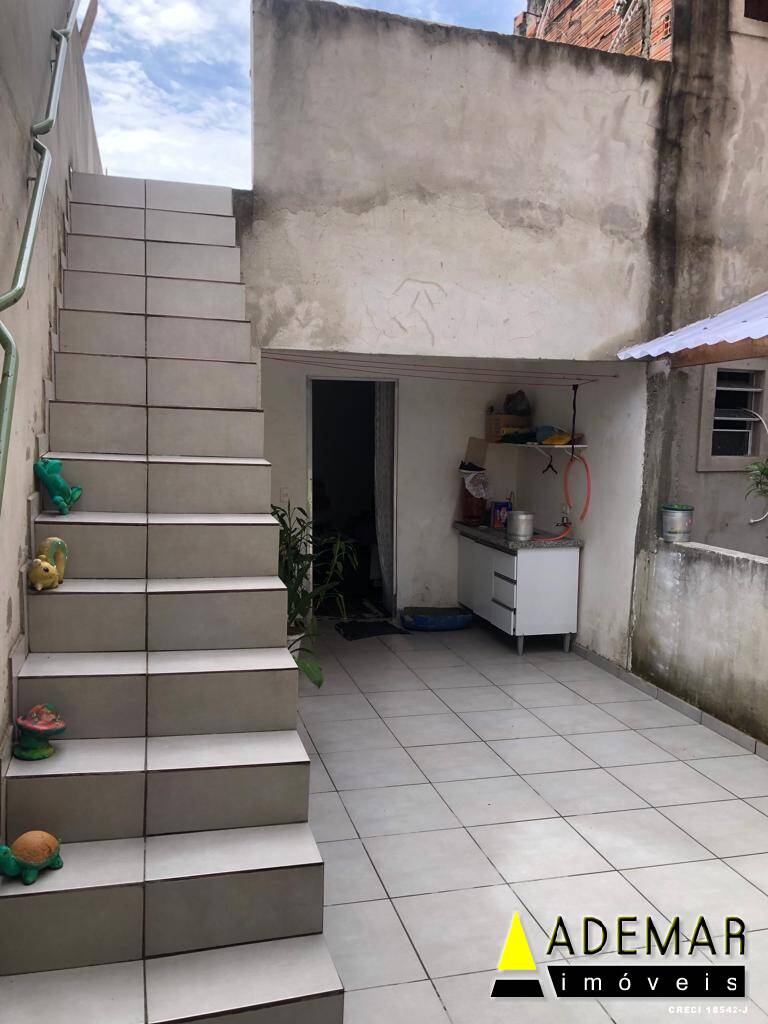 Casa à venda com 2 quartos, 150m² - Foto 8