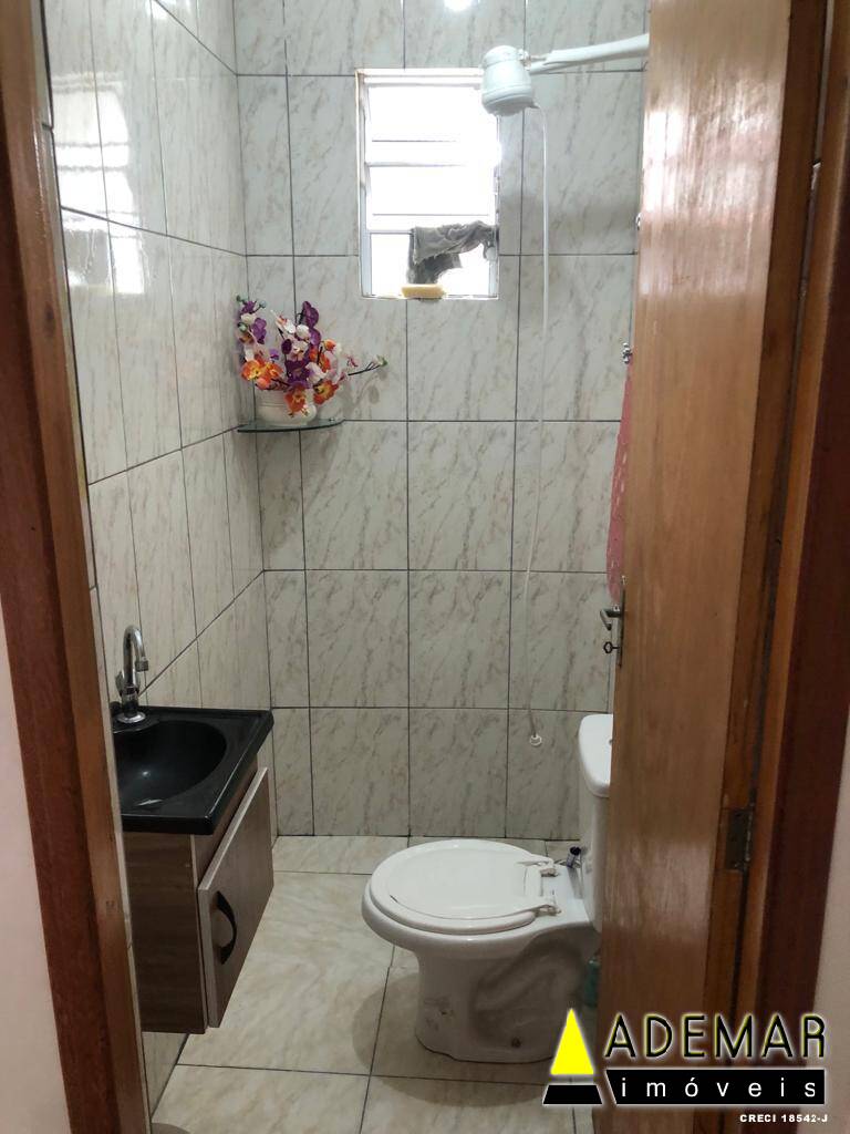 Casa à venda com 2 quartos, 150m² - Foto 6