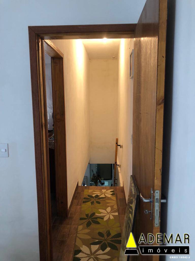 Casa à venda com 2 quartos, 150m² - Foto 12