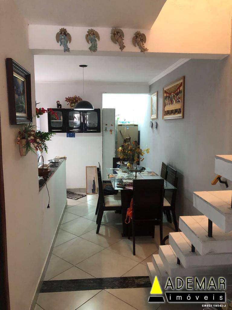 Casa à venda com 2 quartos, 150m² - Foto 17