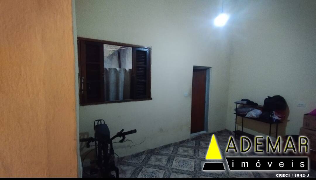 Casa à venda com 5 quartos, 155m² - Foto 9