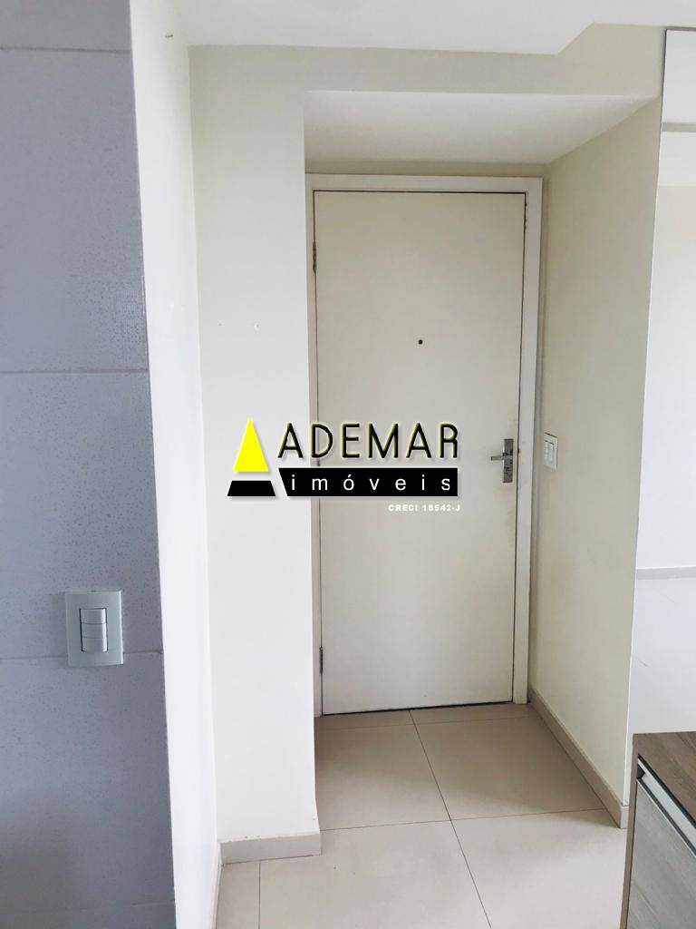 Apartamento à venda com 2 quartos, 43m² - Foto 3