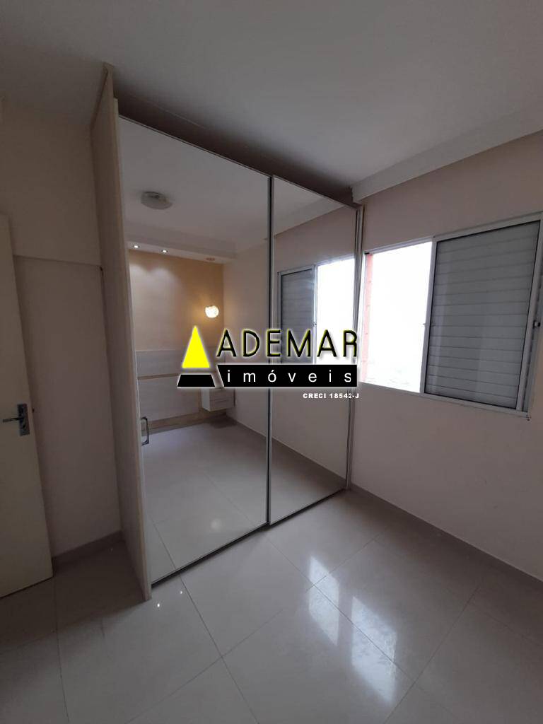 Apartamento à venda com 2 quartos, 43m² - Foto 11