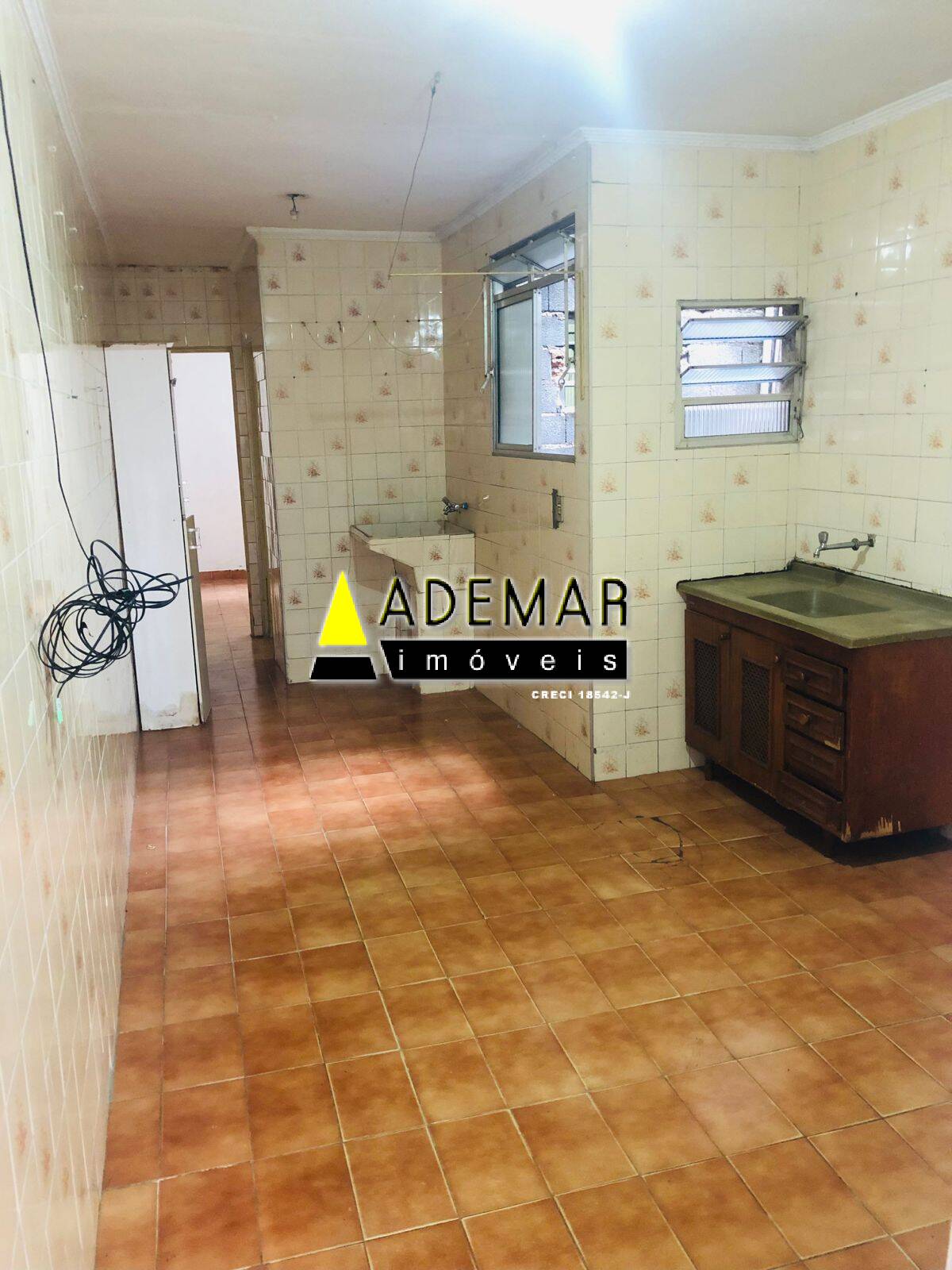 Apartamento à venda e aluguel com 1 quarto, 50m² - Foto 1