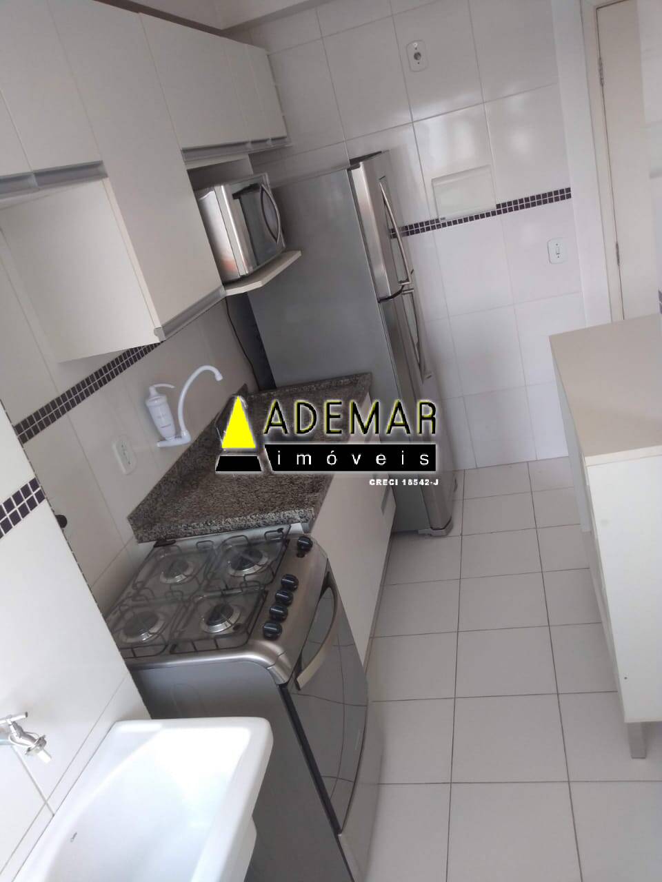 Apartamento à venda com 2 quartos, 43m² - Foto 9