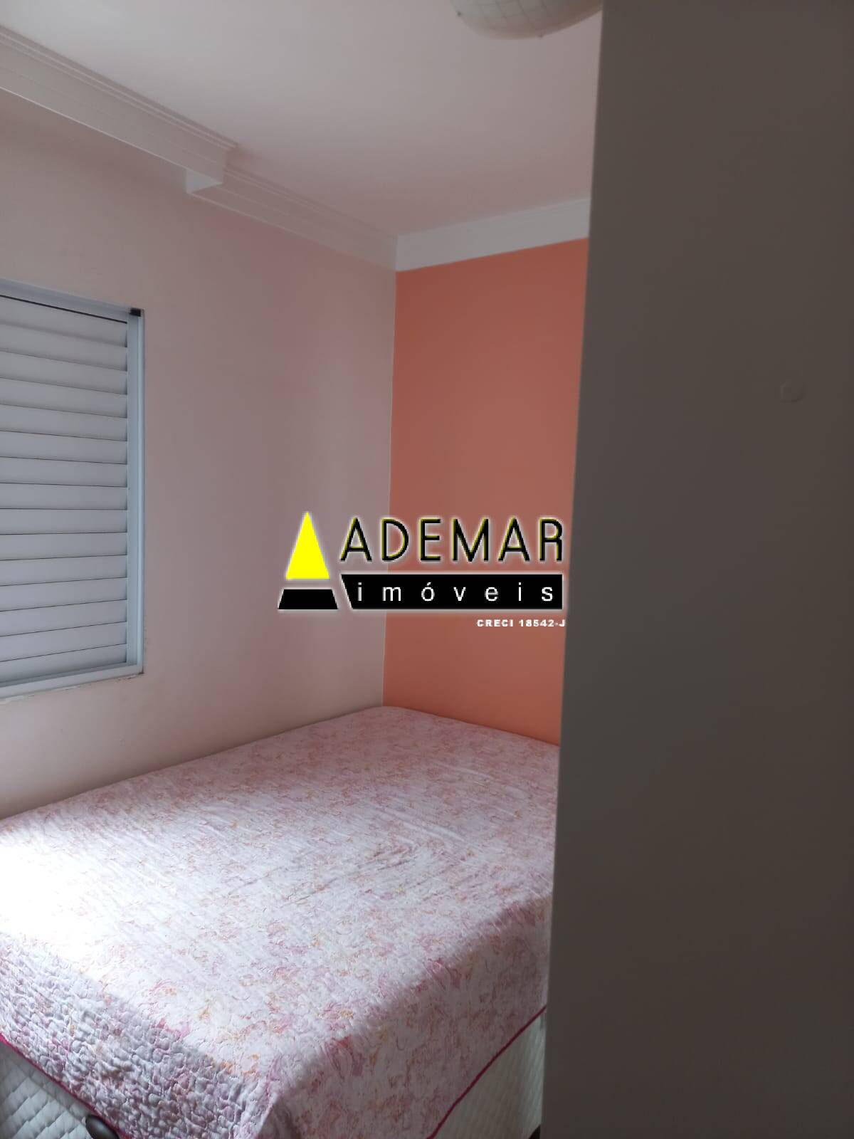 Apartamento à venda com 2 quartos, 43m² - Foto 3