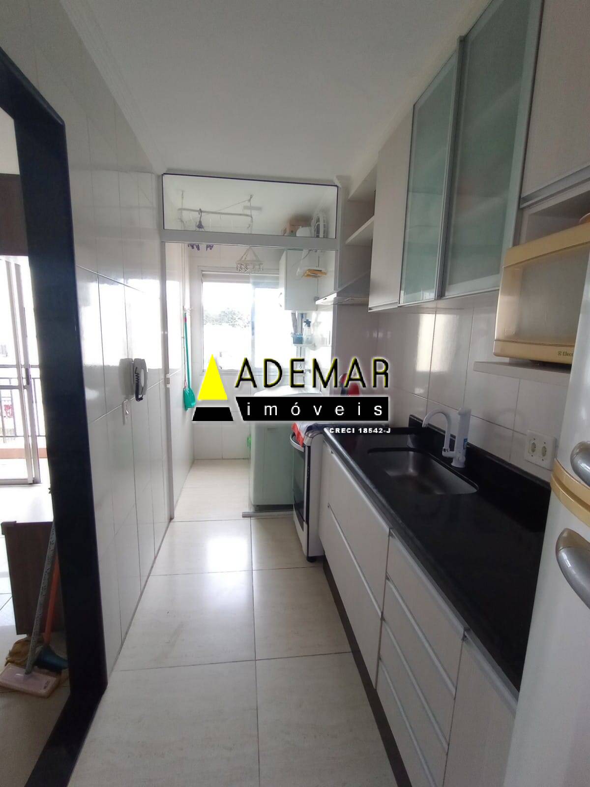 Apartamento à venda com 2 quartos, 54m² - Foto 4