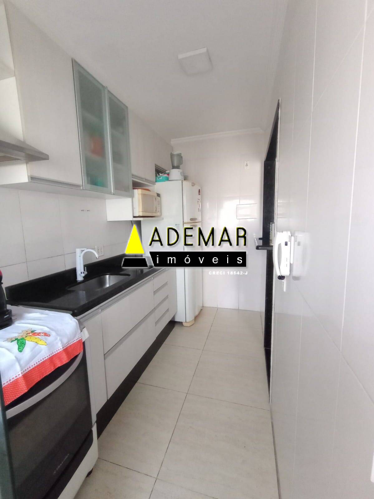 Apartamento à venda com 2 quartos, 54m² - Foto 3