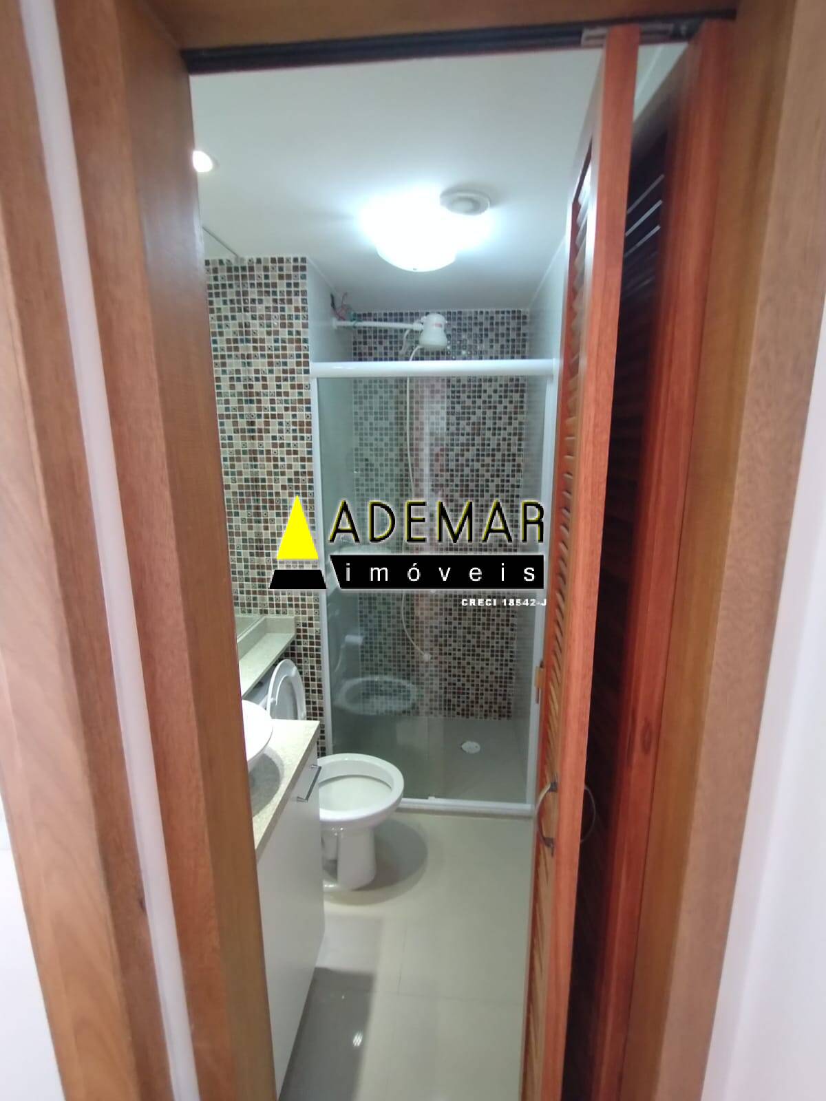 Apartamento à venda com 2 quartos, 44m² - Foto 13