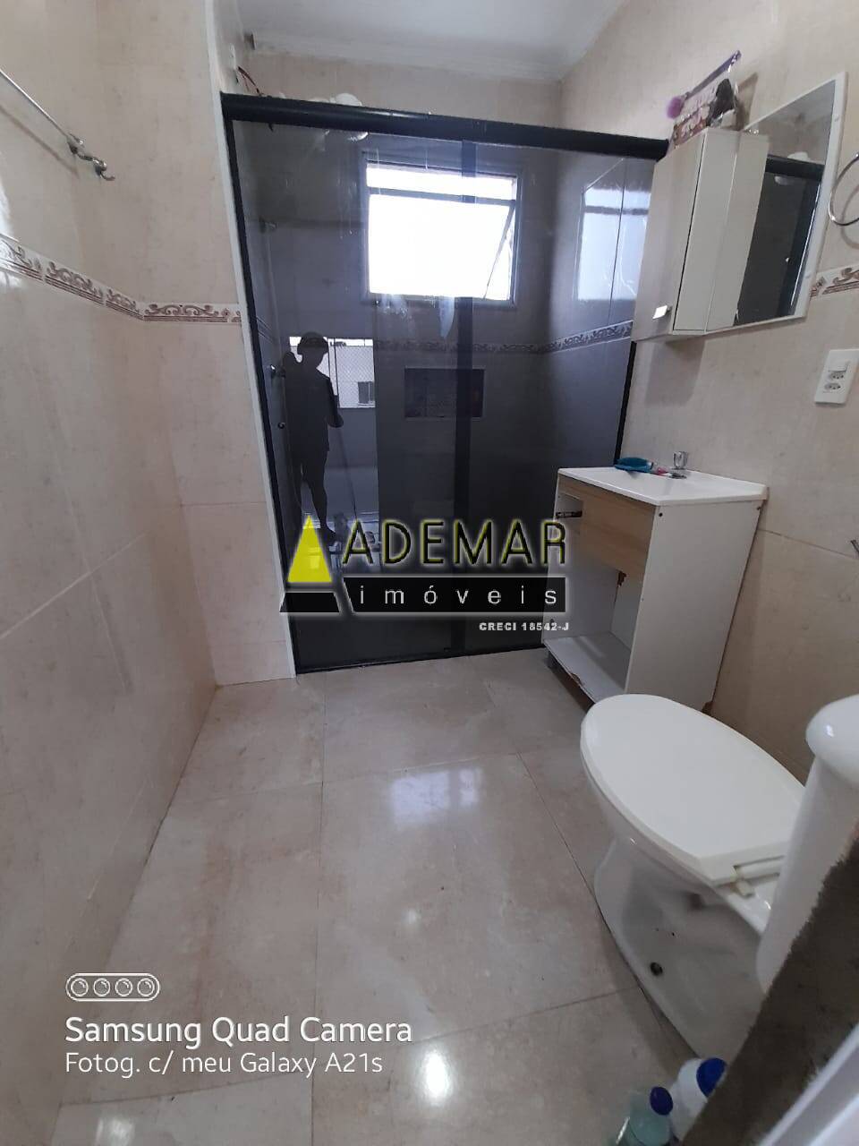 Apartamento à venda com 2 quartos, 48m² - Foto 2