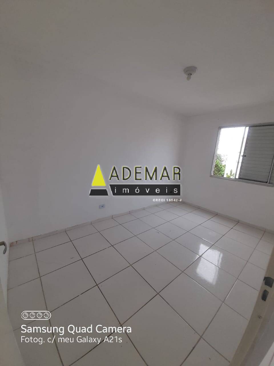 Apartamento à venda com 2 quartos, 48m² - Foto 4