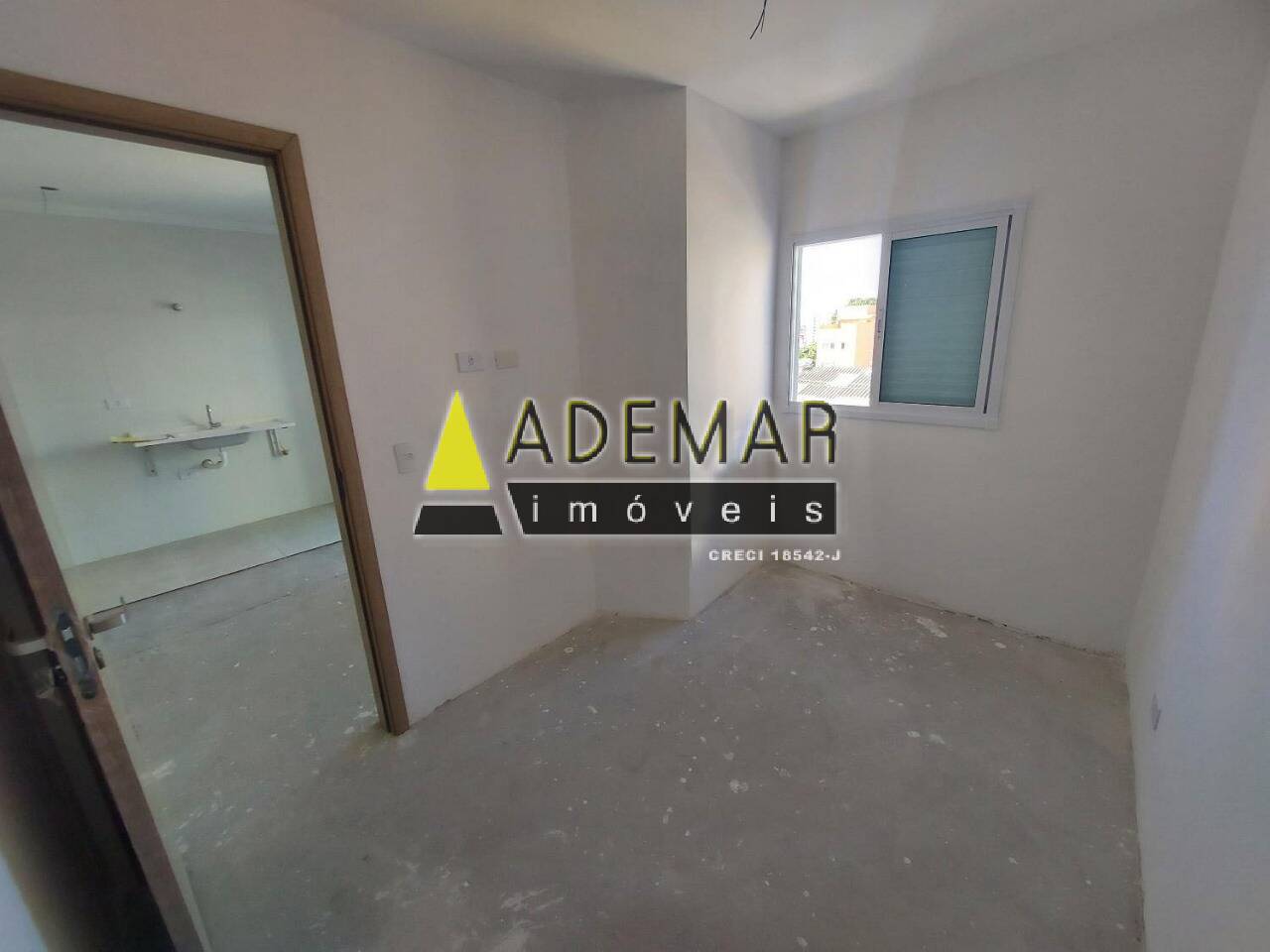 Apartamento à venda com 1 quarto, 33m² - Foto 4