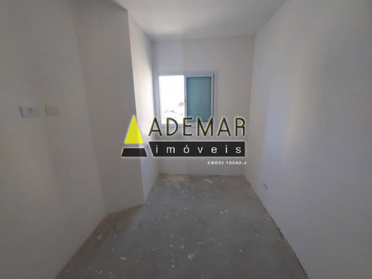 Apartamento à venda com 1 quarto, 33m² - Foto 12