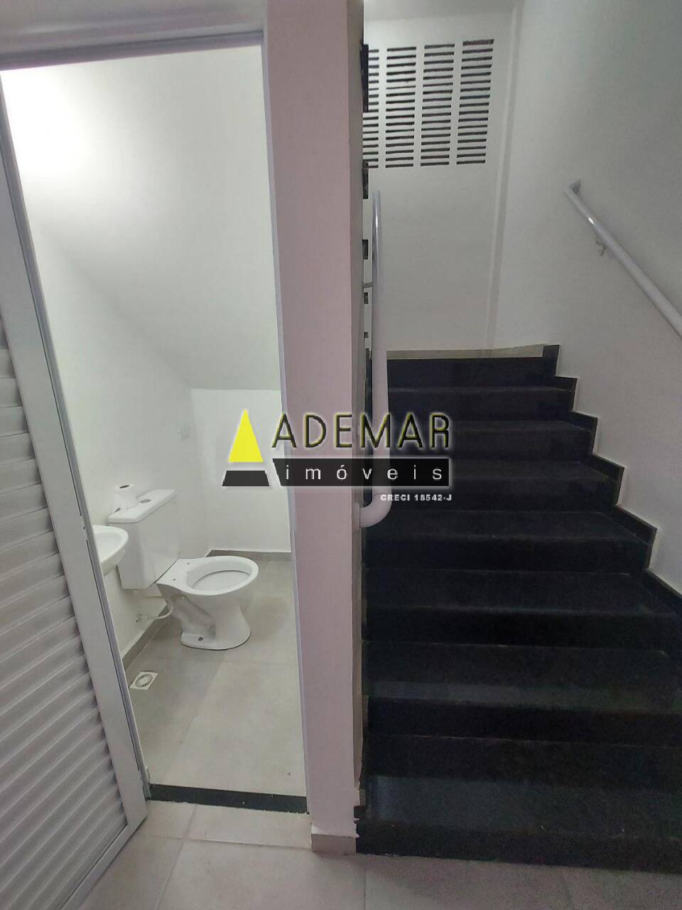 Apartamento à venda com 1 quarto, 33m² - Foto 13