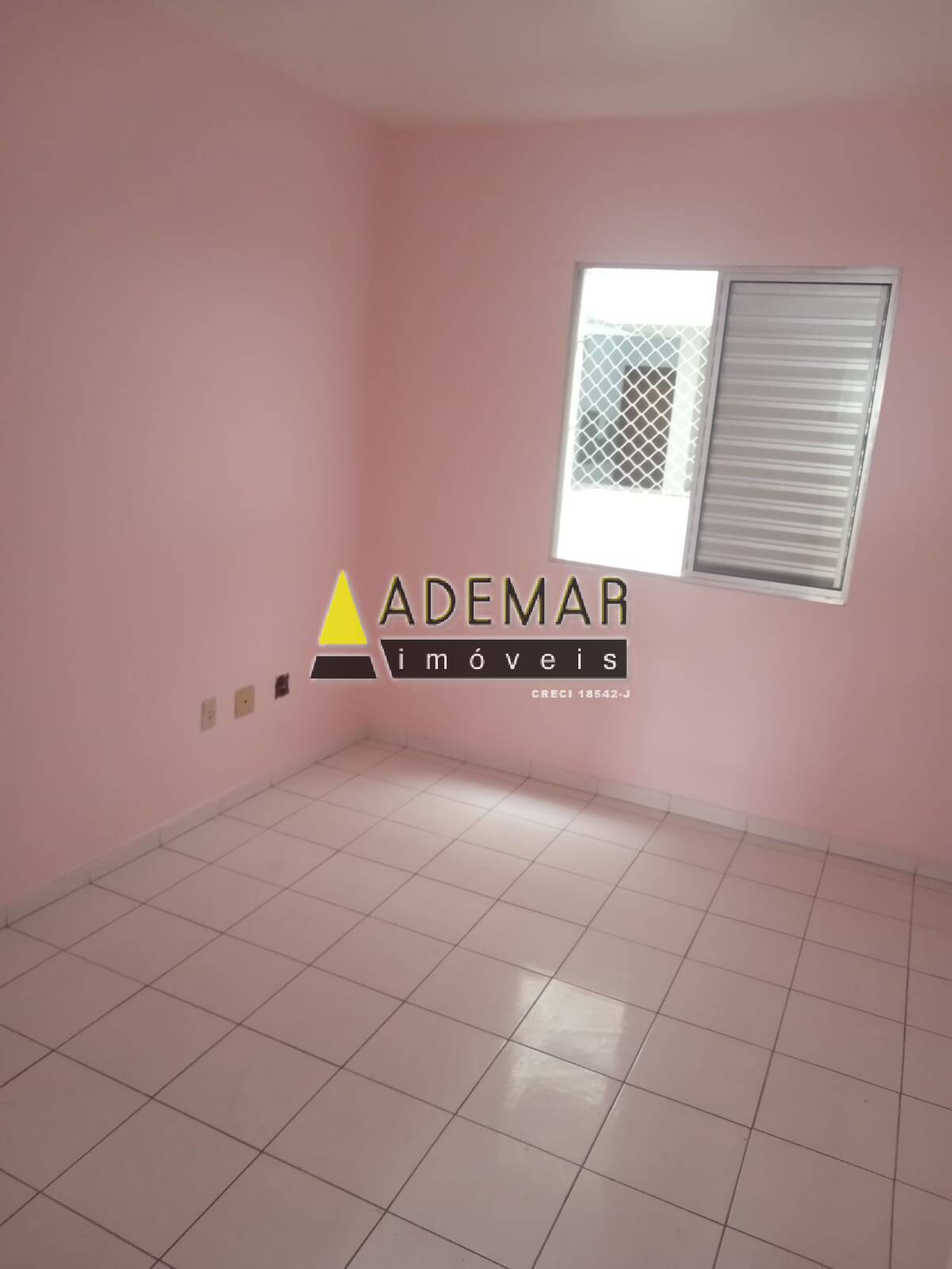 Apartamento para alugar com 2 quartos, 55m² - Foto 7