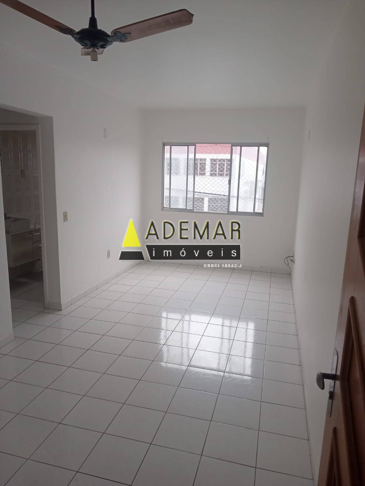 Apartamento para alugar com 2 quartos, 55m² - Foto 1