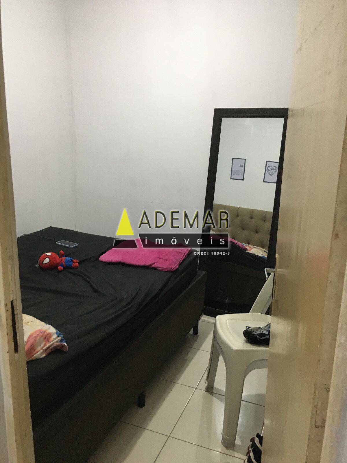 Apartamento à venda com 3 quartos - Foto 4