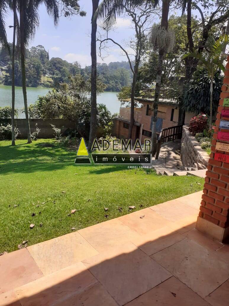 Casa à venda e aluguel com 4 quartos, 2700m² - Foto 14