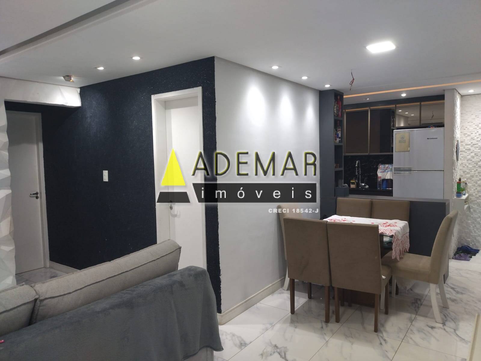 Apartamento à venda com 3 quartos, 63m² - Foto 13