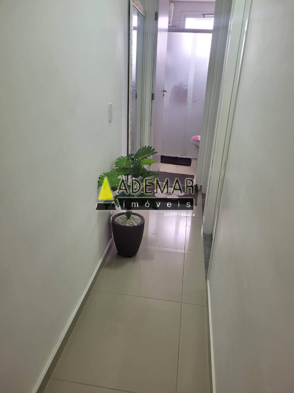 Apartamento à venda com 2 quartos, 45m² - Foto 5