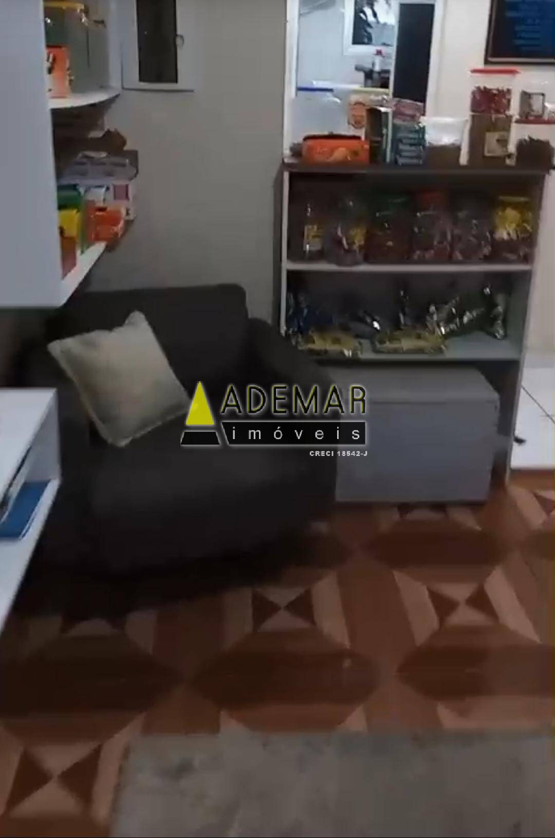 Apartamento à venda com 2 quartos, 48m² - Foto 2