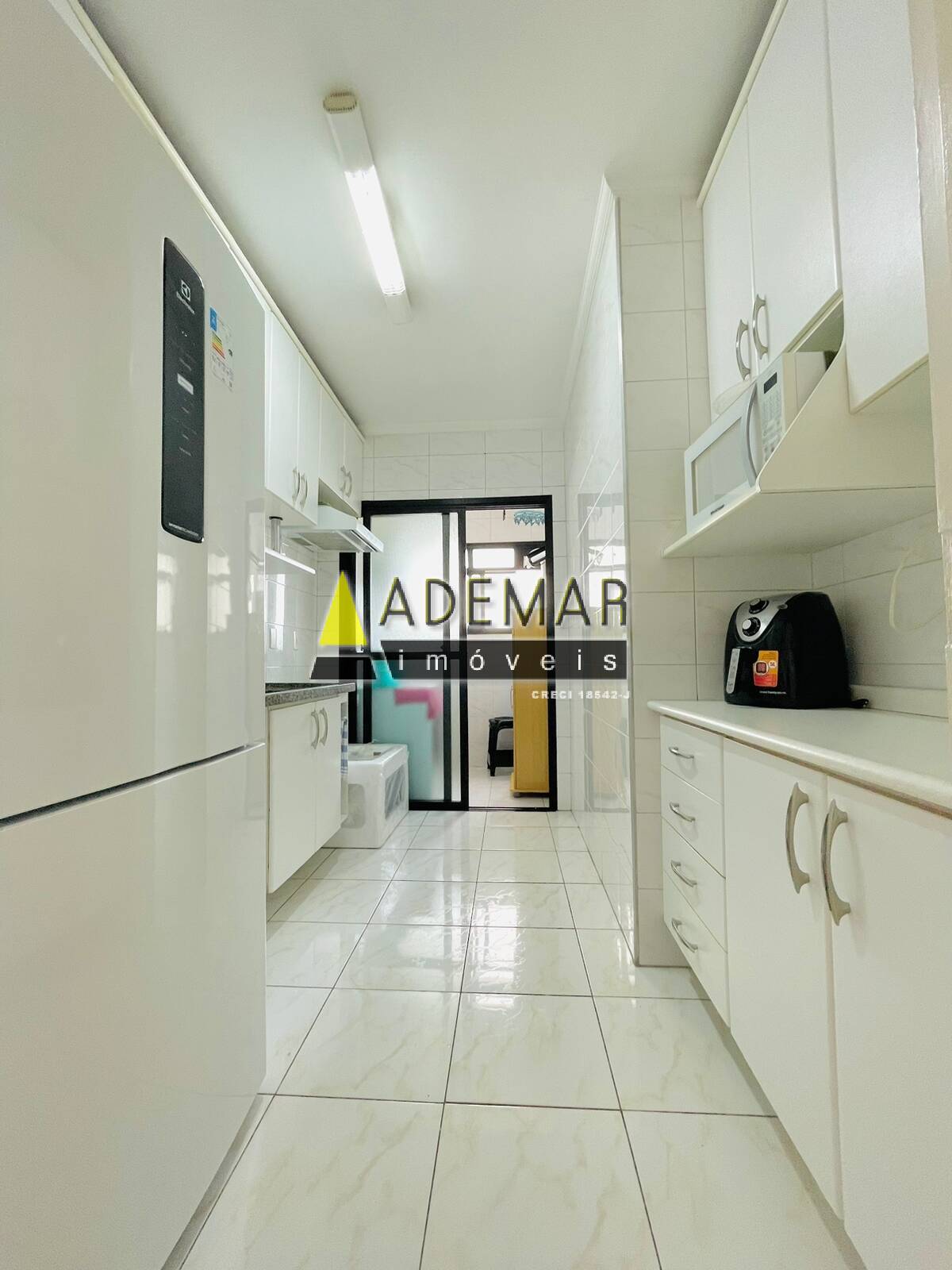 Apartamento à venda com 2 quartos, 59m² - Foto 22