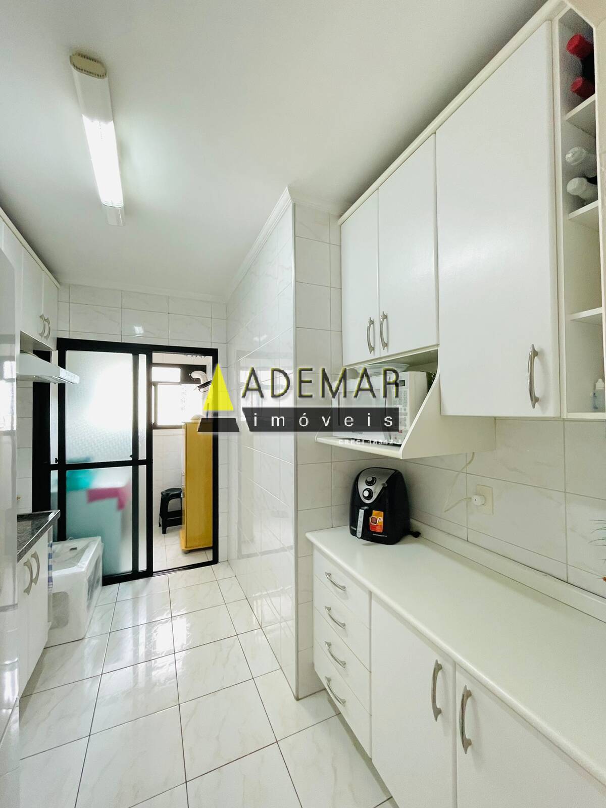 Apartamento à venda com 2 quartos, 59m² - Foto 23