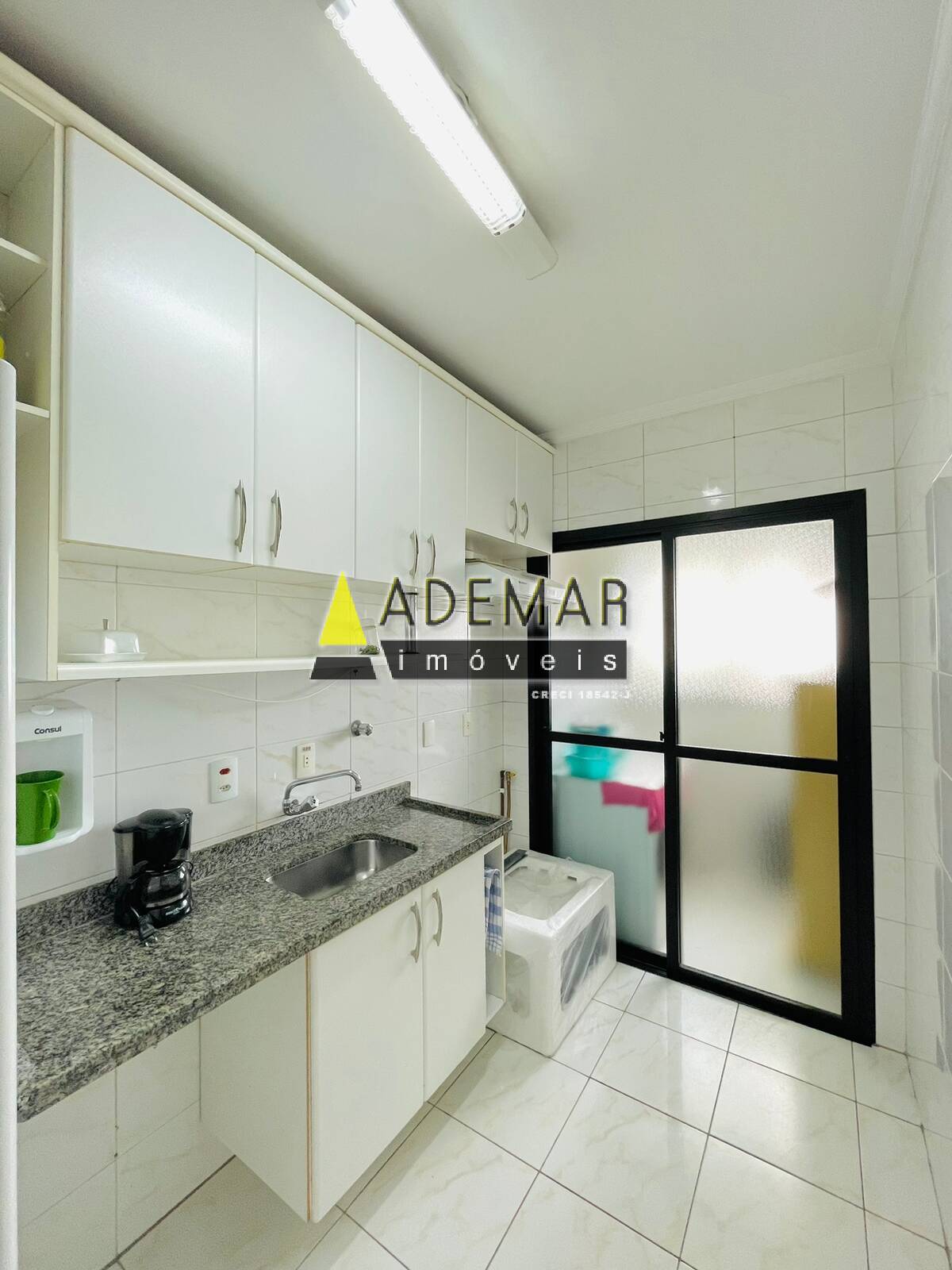 Apartamento à venda com 2 quartos, 59m² - Foto 25