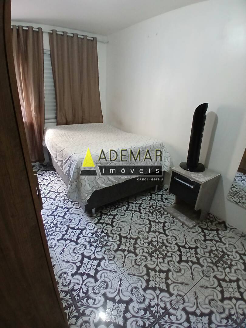 Apartamento à venda com 2 quartos, 48m² - Foto 2