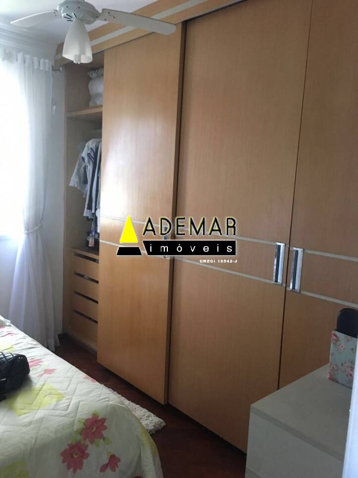 Apartamento à venda com 3 quartos, 70m² - Foto 4