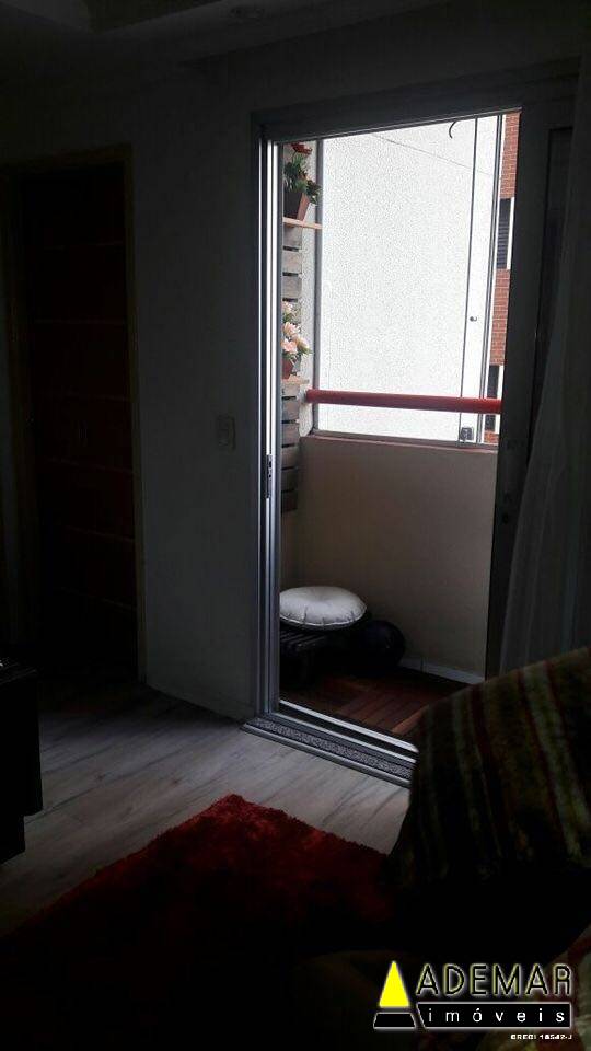 Apartamento à venda com 2 quartos, 55m² - Foto 2