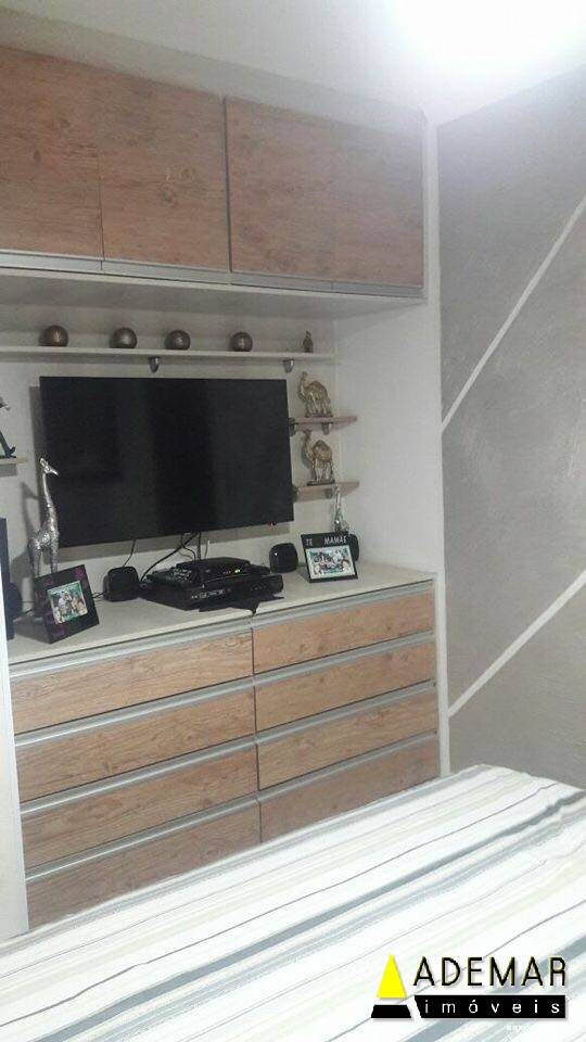 Apartamento à venda com 2 quartos, 55m² - Foto 11