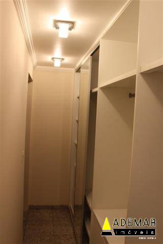 Apartamento à venda com 4 quartos, 48m² - Foto 2